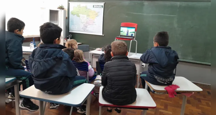 Visita à entidade, videoaula acerca da temática e brincadeira valorosa foram momentos que abrilhantaram o trabalho