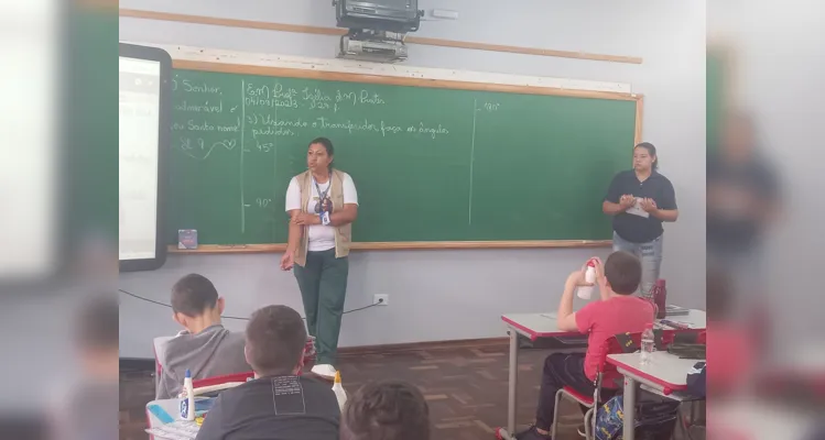 Momentos de conscientização dentro e fora da sala de aula ajudaram a elucidar importância do combate