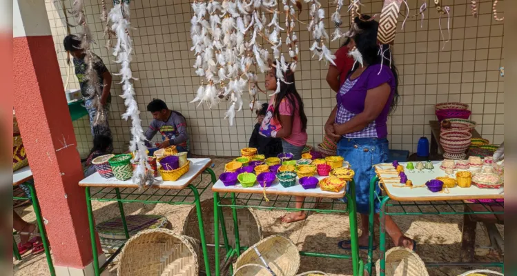 Passeio foi além da interação passiva, com educandos compreendendo na prática os costumes do povoado