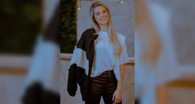 Seu olhar sob a Princesa, é que a cidade multiplique