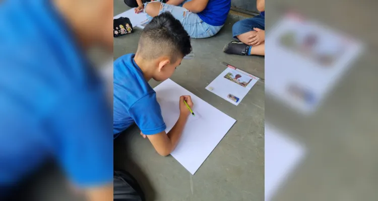 Após se familiarizarem com os locais da cidade, os alunos fizeram desenhos os representando