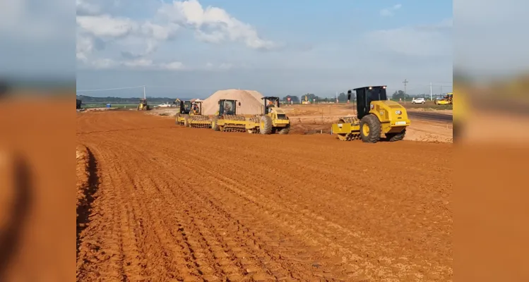 Obras já atingiram cerca de 60%. Nova estrada ligará as rodovias PR-151 e PR-090