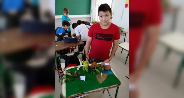 Trabalhos foram expostos para análise dos colegas e posteriormente para todos os alunos da escola