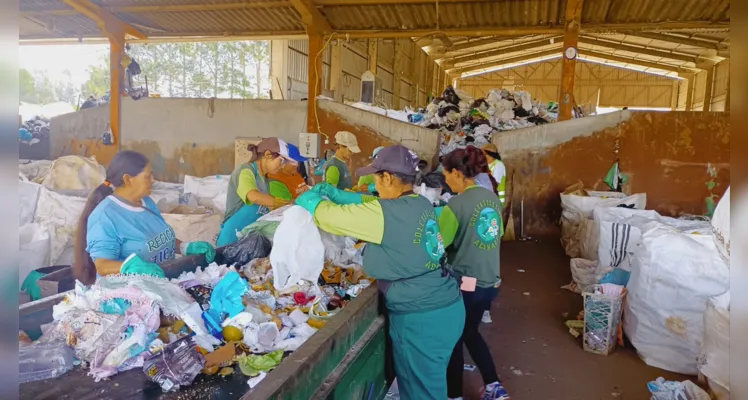 Educandos puderam perceber árduo e amplo trabalho realizado pelos profissionais do local