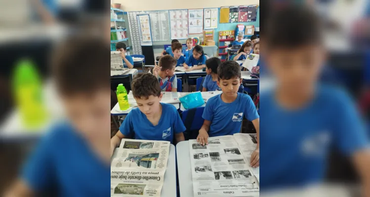 Com o periódico em mãos, os educandos conseguiram compreender a estrutura de um jornal e se reconhecer nas matérias do Vamos Ler - Geração Digital