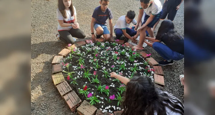 Trabalhos dentro e fora da sala de aula proporcionaram amplitude de conhecimento da turma