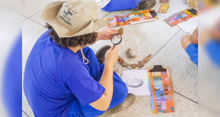 A programação do MCN começou na terça (19), alinhada à Mostra de Laboratório de Ensino em Ciências e Biologia, e seguiu com oficinas para públicos diversos, cada uma voltada para uma faixa etária ou grupo de interesse