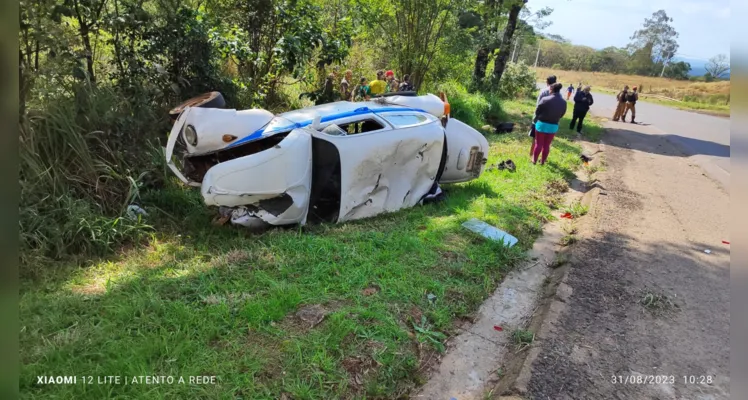 Idoso morre após ser ejetado de veículo em acidente na PR 160