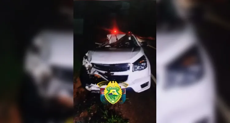 Josélia Cristina Carneiro Ferreira, de 55 anos, estava em uma caminhonete, que colidiu contra um caminhão na PR-422, em Tomazina