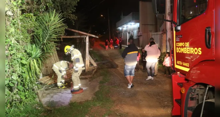 Neto ateia fogo na residência da avó no bairro da Ronda