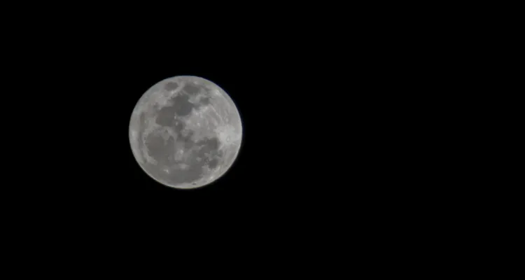 No ano do bicentenário, Ponta Grossa é contemplada pela beleza da superlua