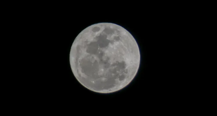 No ano do bicentenário, Ponta Grossa é contemplada pela beleza da superlua