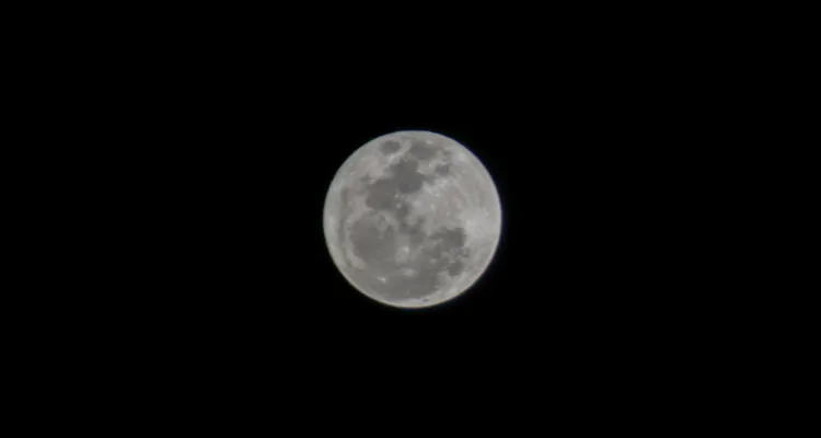 No ano do bicentenário, Ponta Grossa é contemplada pela beleza da superlua