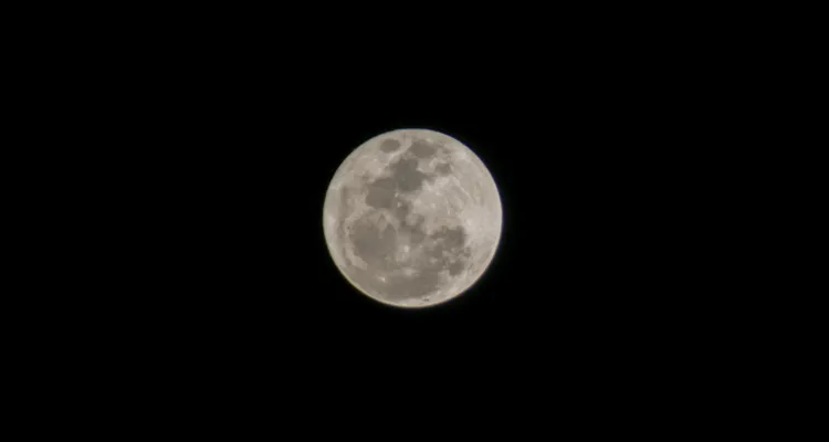 No ano do bicentenário, Ponta Grossa é contemplada pela beleza da superlua