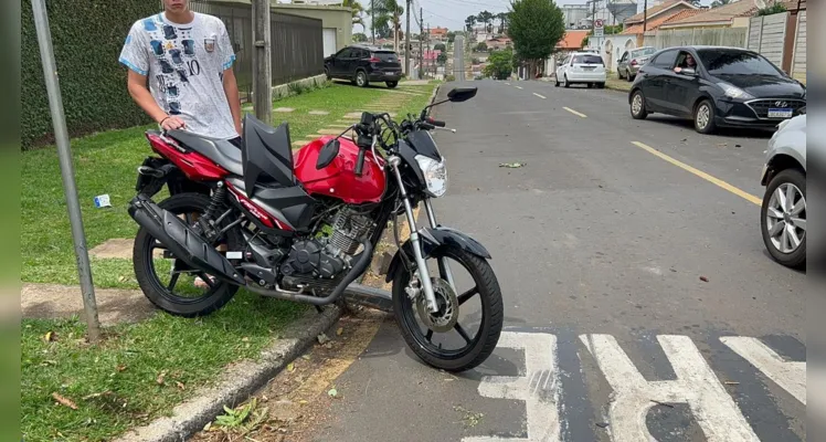 Acidente deixa jovem motociclista ferido em Ponta Grossa
