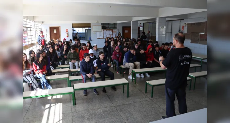 Palestras do Câmara Jovem impactam mais de 6 mil estudantes