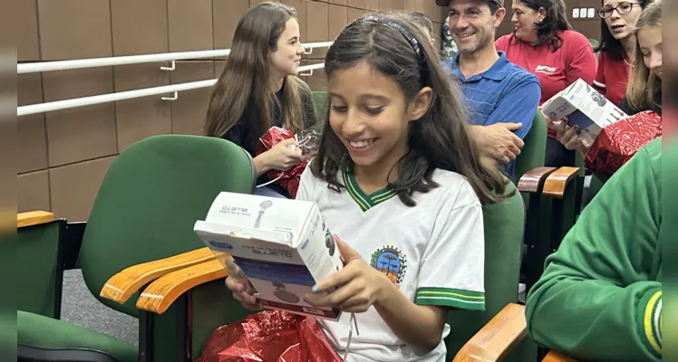 A empolgação dos alunos premiados marcou o evento em Ipiranga