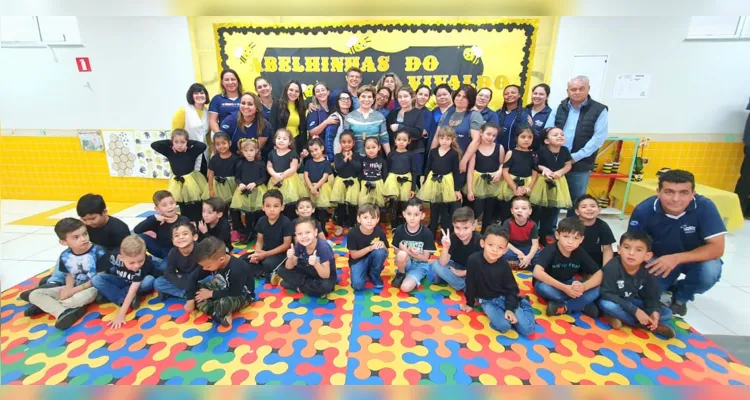 O CMEI realizou um evento de lançamento do programa na unidade, com apresentações artísticas dos alunos e alunas.