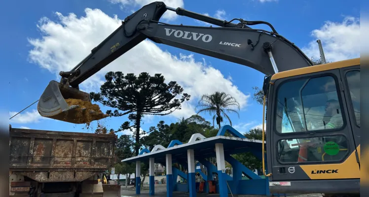 Obras na 'Ernesto Vilela' bloqueiam trânsito nesta quinta em PG