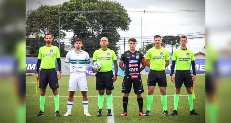 Clássico estadual terminou com a vitória da equipe ponta-grossense.