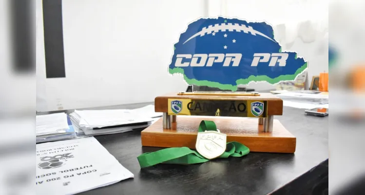Atletas da Phantoms Ponta Grosa é campeã da Copa Paraná de futebol americano 