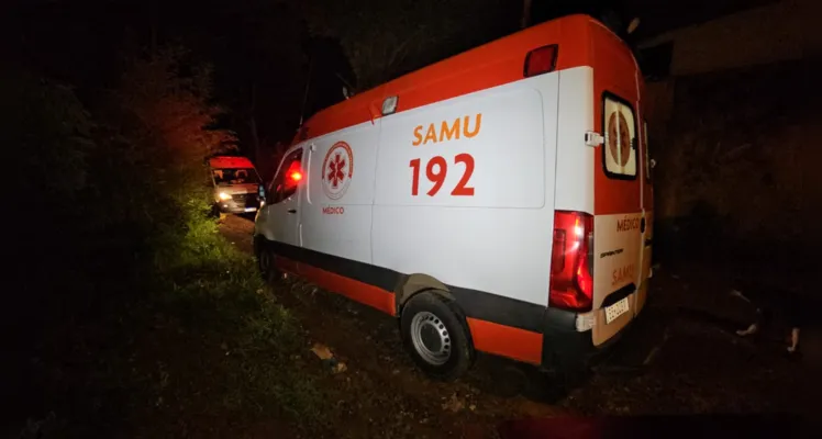 Uma mulher morreu por disparo de arma de fogo na noite desta sexta-feira (03), no bairro de Uvaranas, em Ponta Grossa