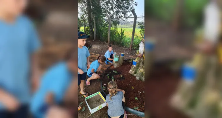 Os trabalhos envolveram os alunos e seus familiares na revitalização e nos cuidados dos espaços da escola