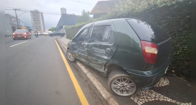 Acidente envolveu uma Ford Ranger e um Fiat Palio