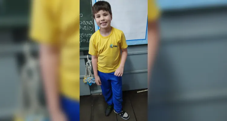 Ao todo, os alunos tiveram três dias para se fantasiar e participar do dia do cabelo maluco e da roupa ao avesso