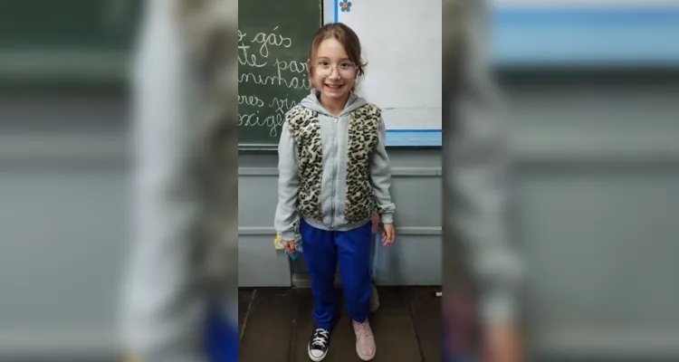 Ao todo, os alunos tiveram três dias para se fantasiar e participar do dia do cabelo maluco e da roupa ao avesso