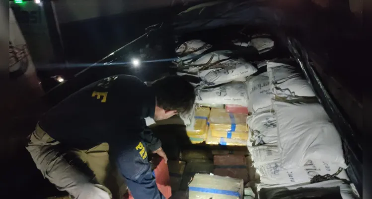 Droga estava escondida em sacas de trigo