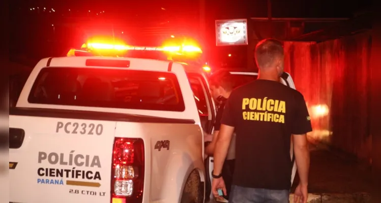 Equipes do Corpo de Bombeiros (Siate), Samu, Polícia Militar, Polícia Científica e Instituto Médico Legal foram acionados