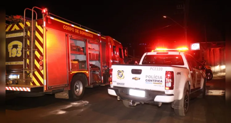 Equipes do Corpo de Bombeiros (Siate), Samu, Polícia Militar, Polícia Científica e Instituto Médico Legal foram acionados