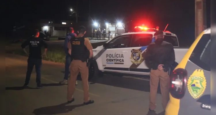 Ação policial aconteceu no bairro Contorno, na noite deste sábado