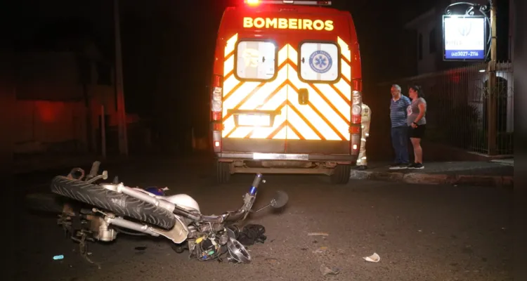 Acidente aconteceu na noite desta quarta-feira