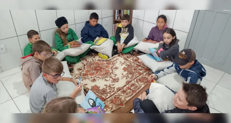 Com rodas de leitura e atividades em casa, os alunos conseguiram acumular histórias e partilhar seus momentos preferidos