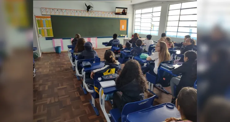 Produções e conversas em sala, além de divulgação local, permearam dinâmicas sobre a campanha