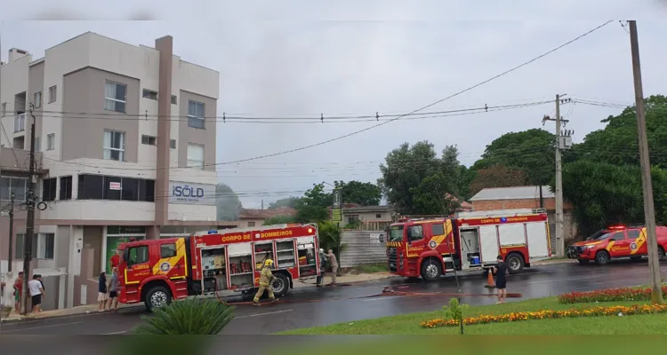 Prédio fica na esquina entre a avenida Dom Geraldo Pellanda e a rua Pereira Passos