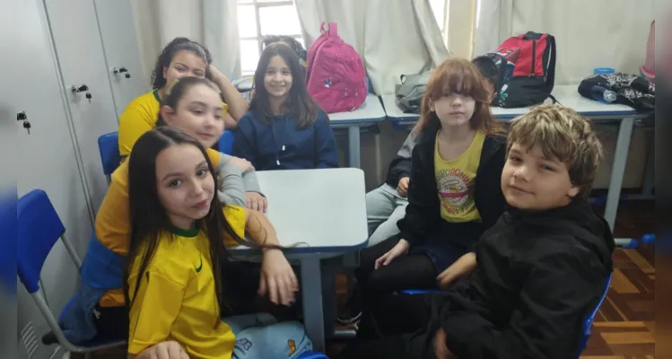 As atividades envolveram toda a escola, que auxiliou na preparação da turma do quinto ano