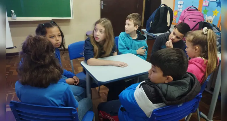 As atividades envolveram toda a escola, que auxiliou na preparação da turma do quinto ano