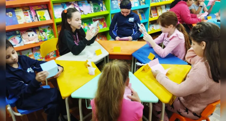 As atividades envolveram toda a escola, que auxiliou na preparação da turma do quinto ano