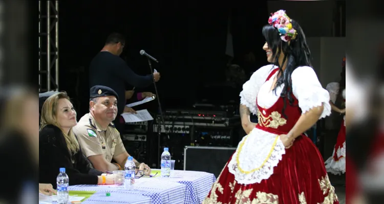 Julgamento ocorreu na noite desta sexta, quando foi conhecida a rainha da festa
