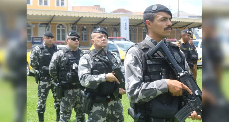 Esquipe policial reforça segurança pública municipal