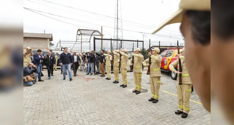 Colombo, 19 de outubro de 2023 - O governador Carlos Massa Ratinho Jr, inaugura Nova Sede dos Bombeiros em Colombo.