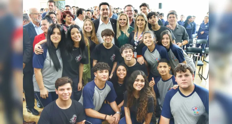 O governador Carlos Massa Ratinho Junior participa da entrega de equipamentos para Defesa Civil.