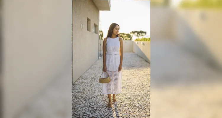 Incentivada pelas amigas, ingressou no mundo dos acessórios de luxo, por meio das semijoias