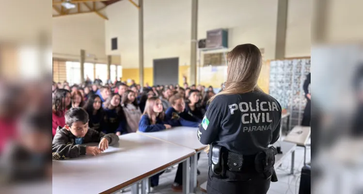 A Polícia Civil do Paraná levou serviços de polícia judiciária e orientação à população palmeirense durante o PCPR na Comunidade, que ocorreu entre os dias 02 e 04 de outubro