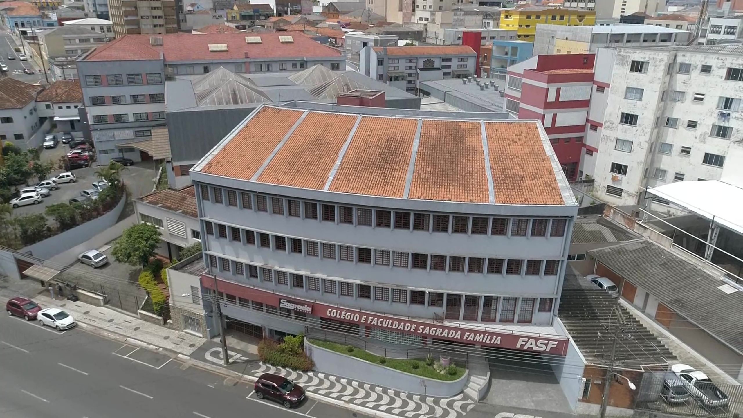 SGA Talent Presents The Leaders From Company's Which Went Above \u0026 Beyond  During Covid | PDF, image size:2560x1440