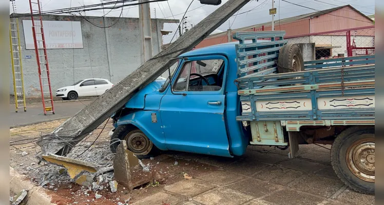 Acidente ocorreu por volta das 07h desta quinta-feira (25)
