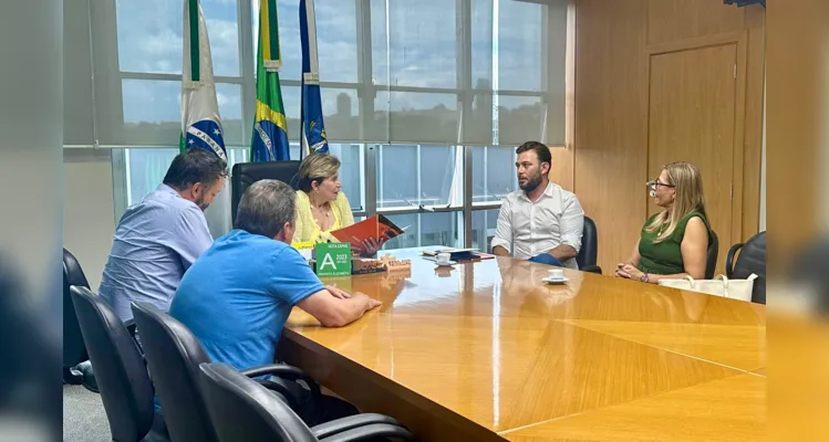 Reunião aconteceu na última segunda-feira (19) |